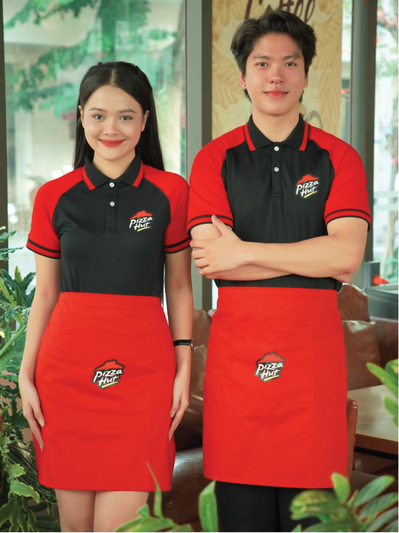 Mẫu Áo Polo Tay Raglan màu Đen Phối Đỏ - Thương Hiệu Pizza Hut